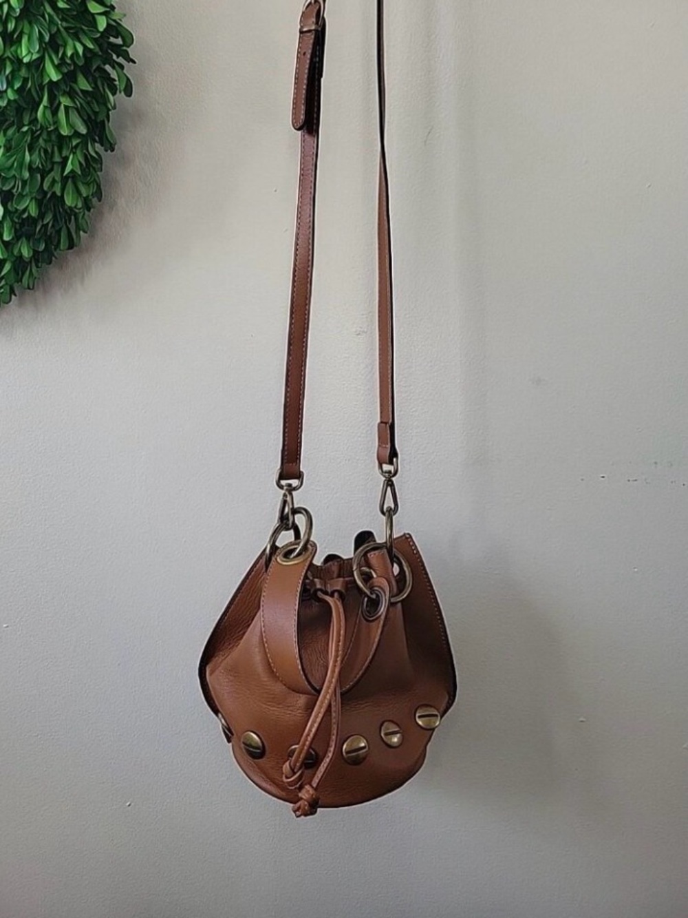 Brown Leather Drawstring Satchel Shoulder Bag - Picture 4 of 8
